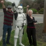 2012-04-01_12-37-40_330-1 Stormtroopers cannot resist the charm of Hot Breakfast!